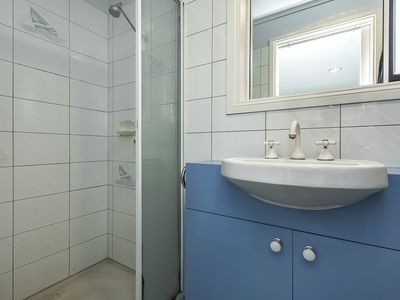38 Kensington Road, Leopold