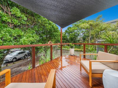 702 Casuarina Way, Casuarina