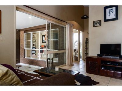 27 Sunrise Avenue, Tewantin