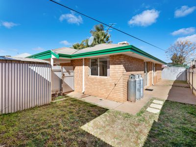 8B Rhodes Street, Kalgoorlie