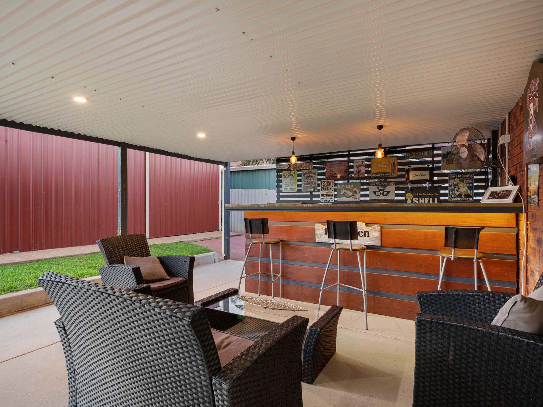 6 Carroll Place, Hannans