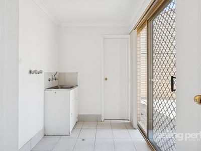 1 / 6 Mary Street, Como