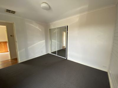 7 / 27 Deutgam Street, Werribee