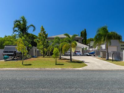 74 Gloucester Avenue, Hideaway Bay