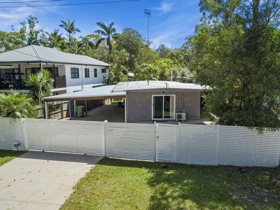 28 Pines Avenue, Cooroibah