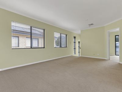 2/97 Ormsby Terrace, Mandurah