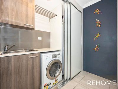 1 / 30 Lovegrove Way, Morley