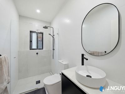 8 & 8a O'shannassy St, Mount Pritchard