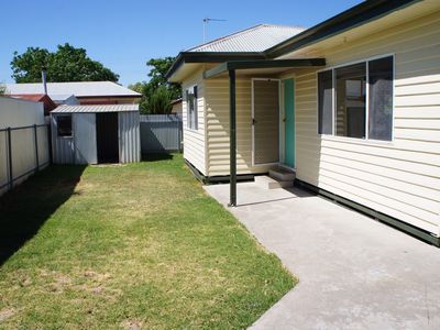 3B Stewart Street, Horsham