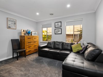 45 Mcgillivray Crescent, Somerville