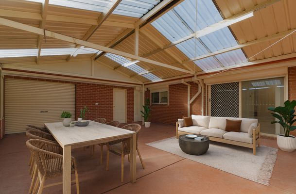 15 Edgewood Road, Roxburgh Park
