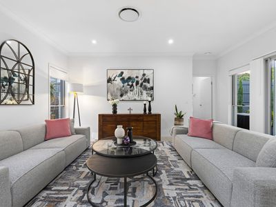 43 Margaret Crescent, Wakerley