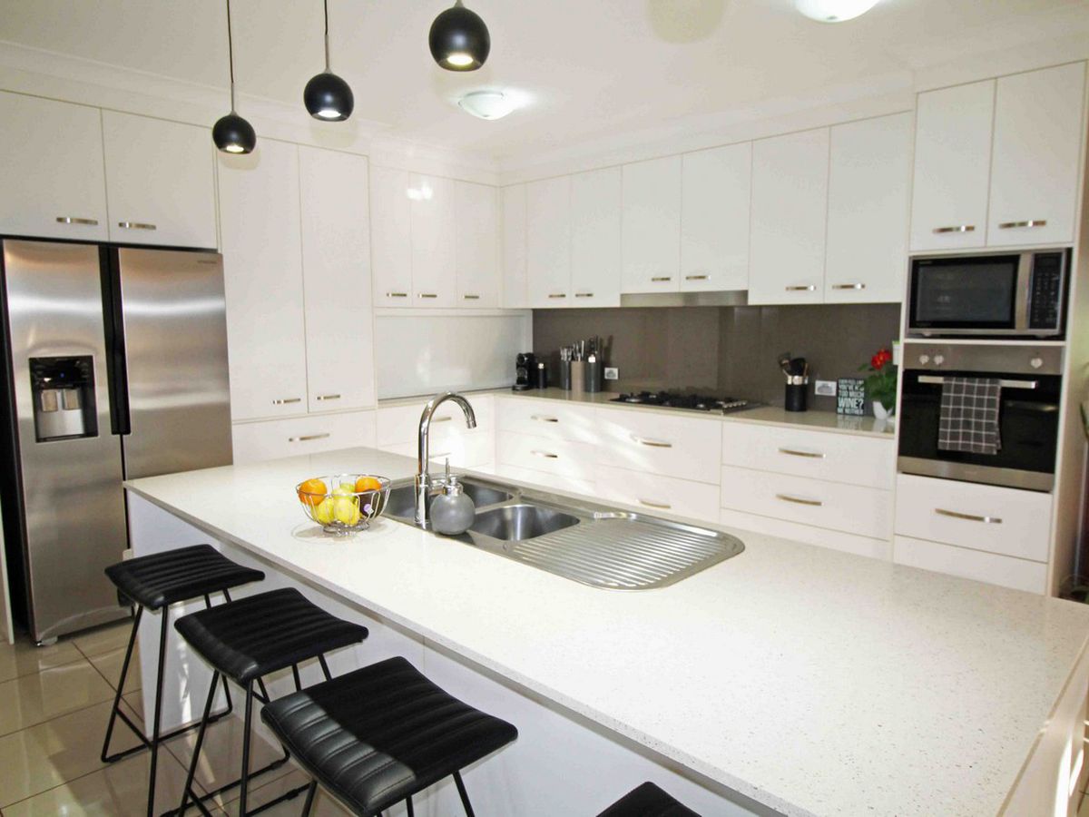 77 RANKINE DRIVE, Tolga