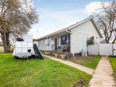 6 Crump Street, Horsham