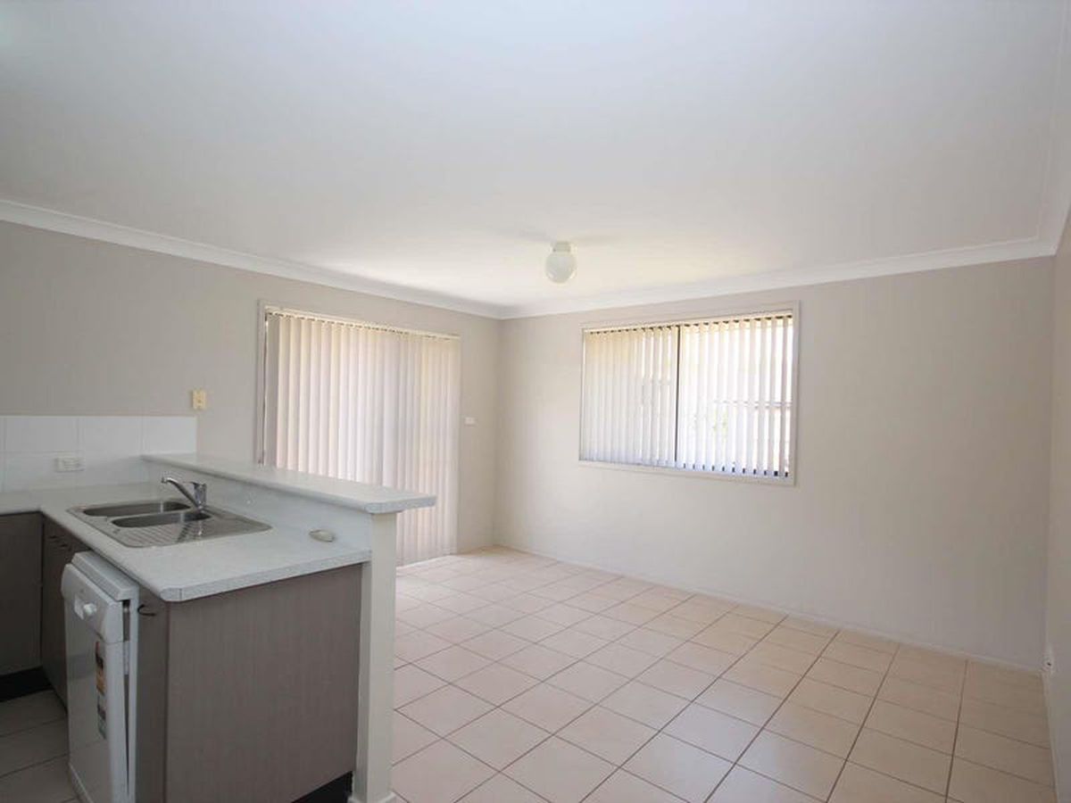 96 Pershing Place, Tanilba Bay, Tanilba Bay - Thumbnail 5