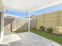 28 / 20 Eminence Lane Bridgeman Downs, Bridgeman Downs