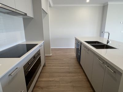 13 Esperence Crescent, Ocean Grove