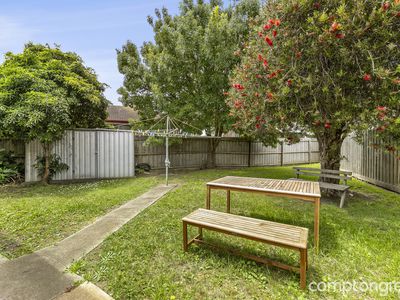 9 Hibiscus Crescent, Newcomb
