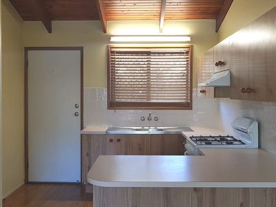 8 / 22A Kumbari Street, Rochedale South