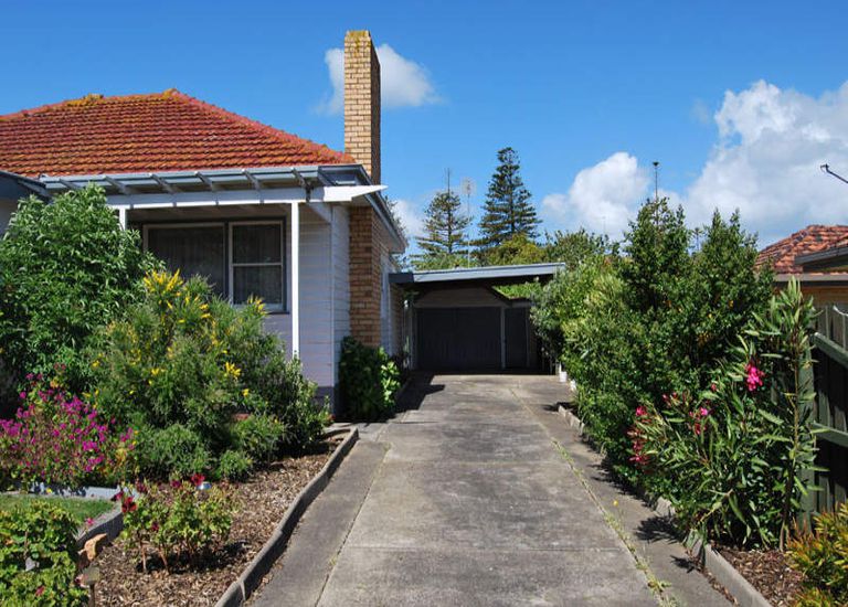 11 Sutton Avenue, Portland