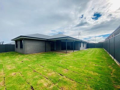 6 Bayou Avenue, Dubbo