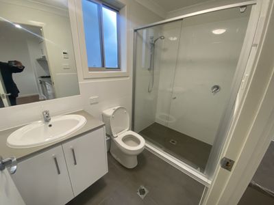 11 Signals Lane, Bardia