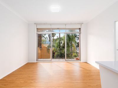 4 / 1 Charles Street, Forest Lodge