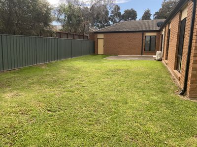 6 Secret Garden Way, Tarneit