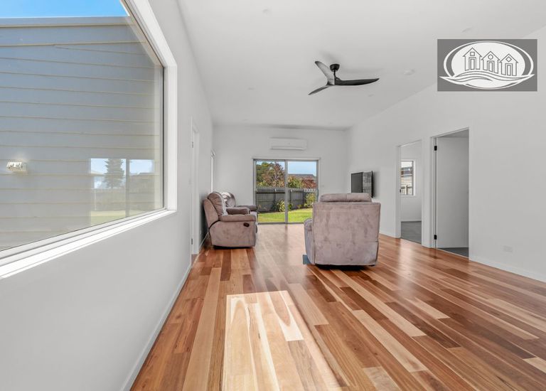 9 Market Court, Portland