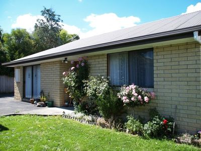 2 / 100 Main Street, Huonville