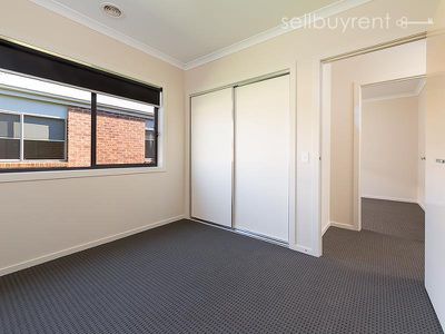 29 AXFORD BOULEVARD, Wodonga