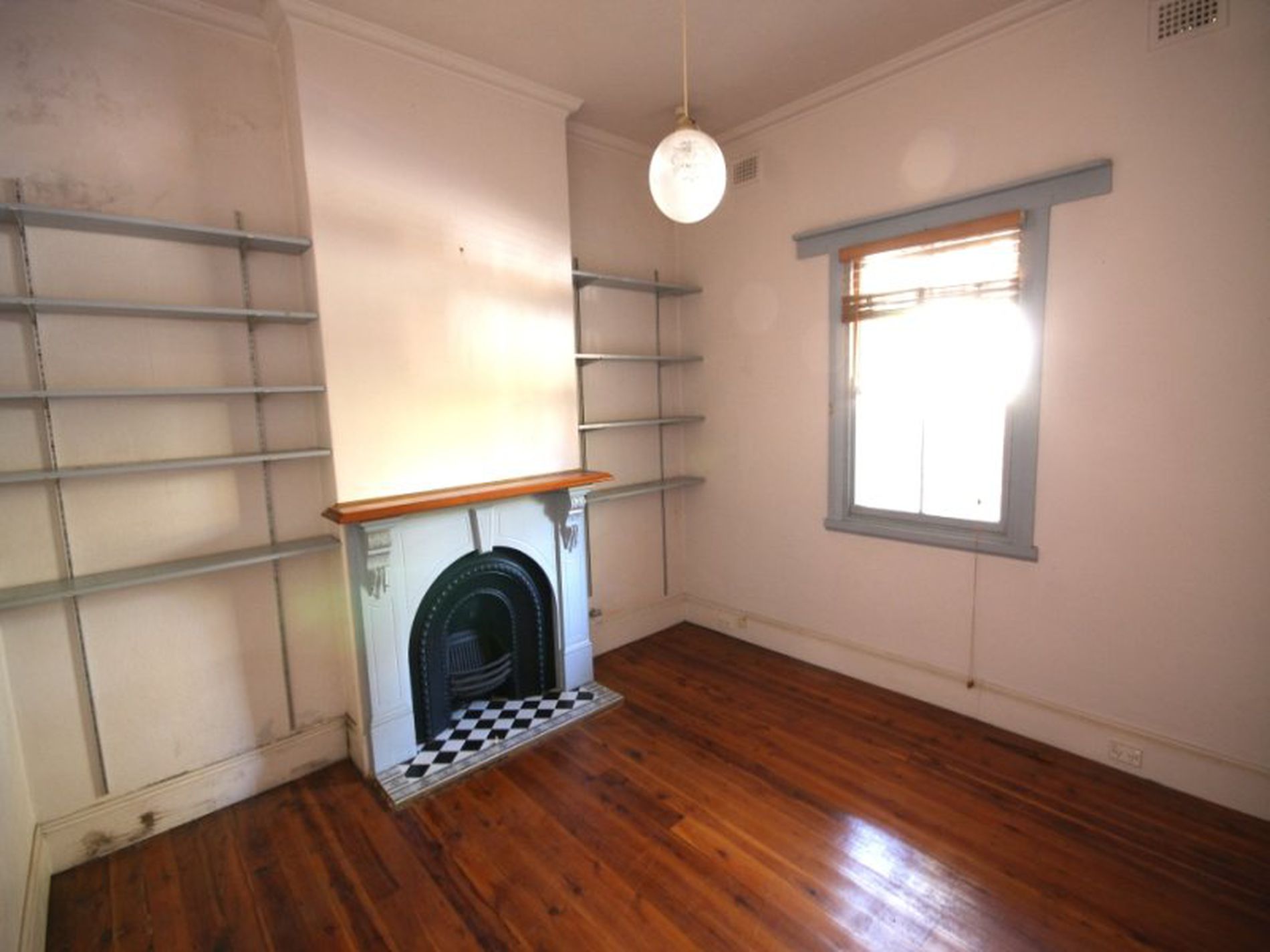 20 Lyne Street, Alexandria