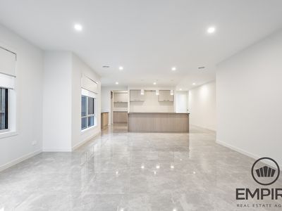 142 Yeungroon Boulevard, Clyde North