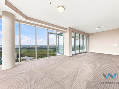 2001 / 11 Australia Avenue, Sydney Olympic Park