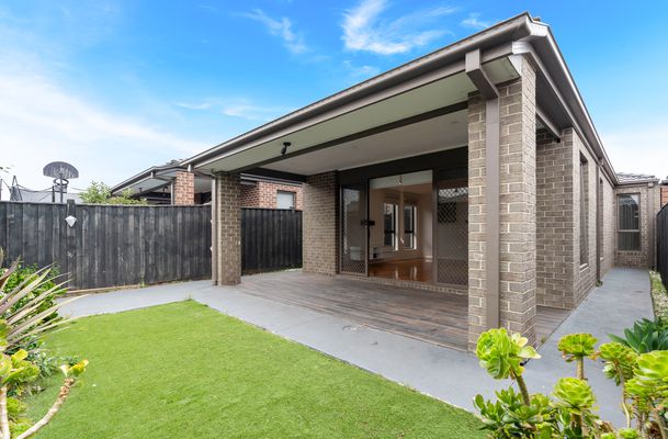 12 Chambly Drive, Mickleham