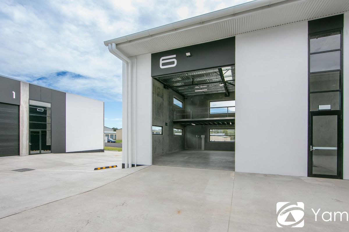 BASE - Unit 6 / 10 Think Road, Townsend