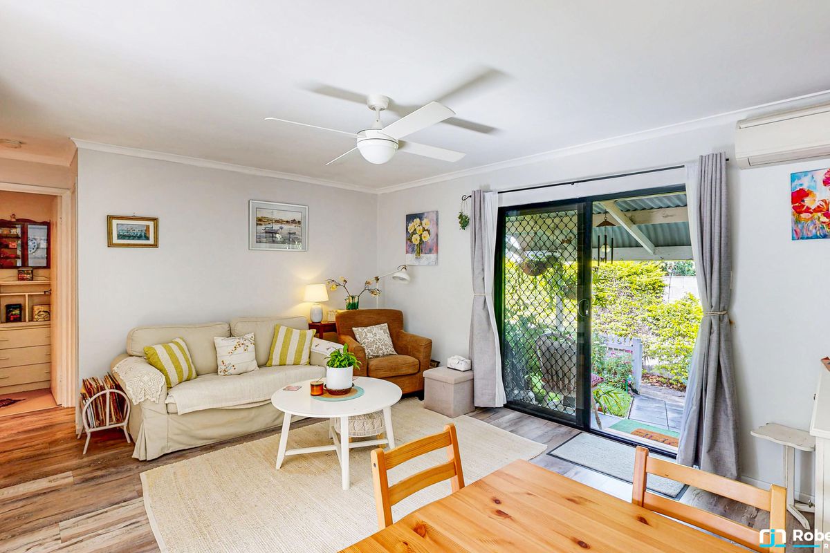 2 / 35 Toolar Street, Tewantin