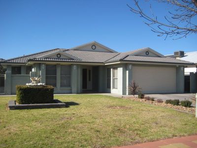 30 St Andrews Drive, Dubbo