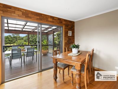 450 Mount Hicks Road, Mount Hicks