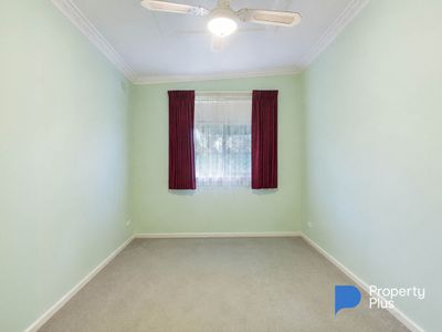 33 Weeroona Avenue, White Hills