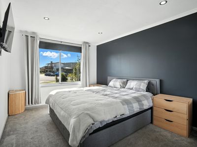 13 Dudley Avenue, George Town