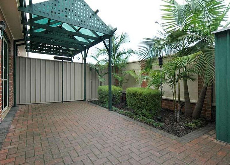 12 / 12 Old Tapleys Hill Road, Glenelg North