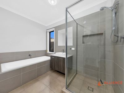 10 Notchwood Crescent, Donnybrook