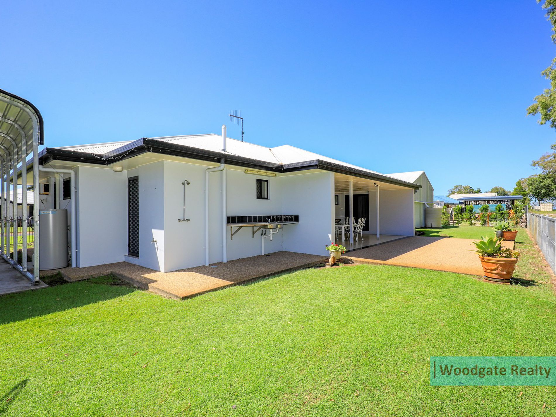 2 Driftwood Place, Woodgate