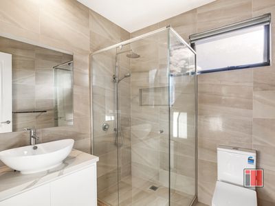 2 / 4 Fortune Street, Box Hill North