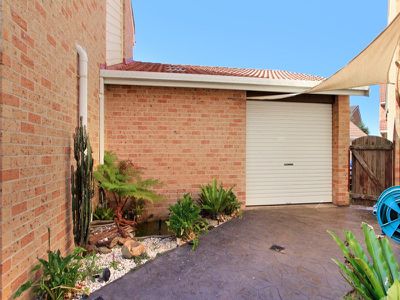 6 / 3 Commerce Drive, Lake Illawarra
