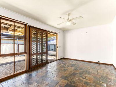 18 Catherine Street, Mannering Park