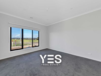 94 Clara Drive, Clyde North