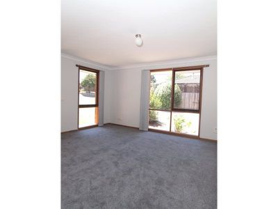 55 Lesley Drive, Hampton Park