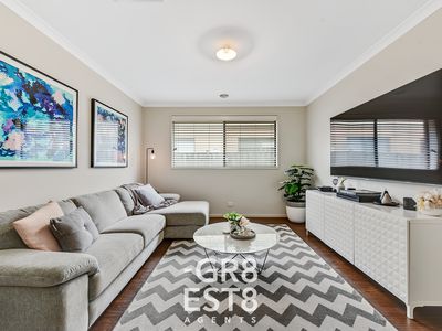 4 WATFORD AVENUE, Cranbourne West